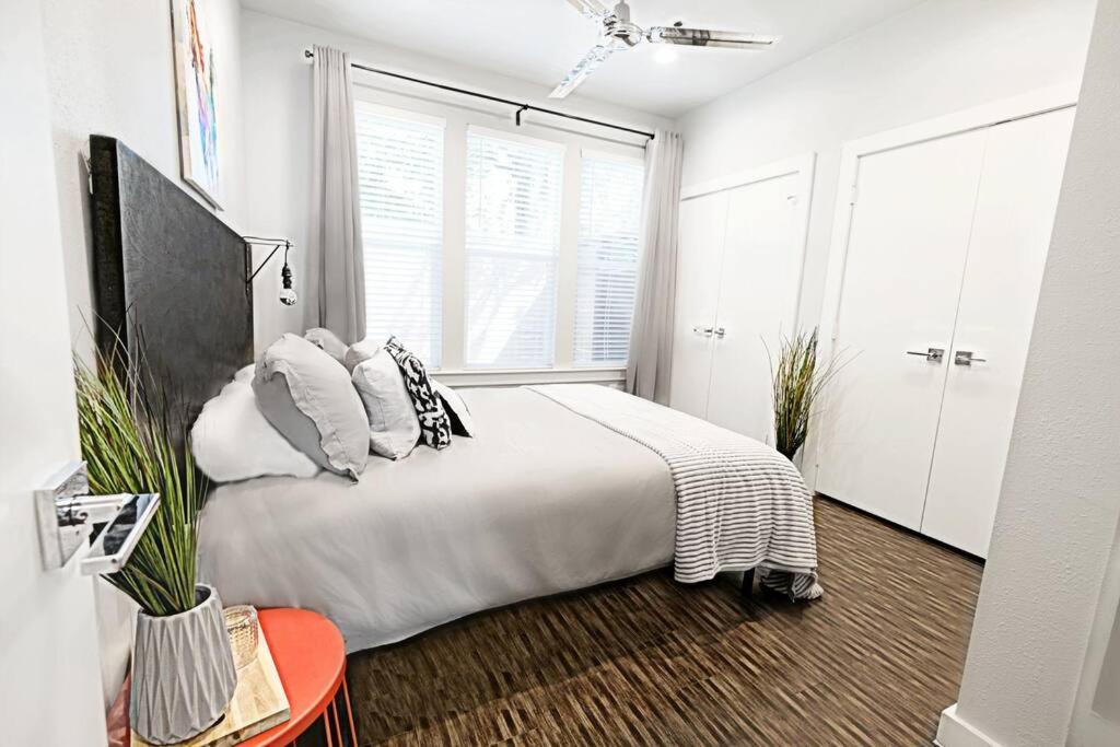 The Kozy Urban Dallas Flat Luaran gambar